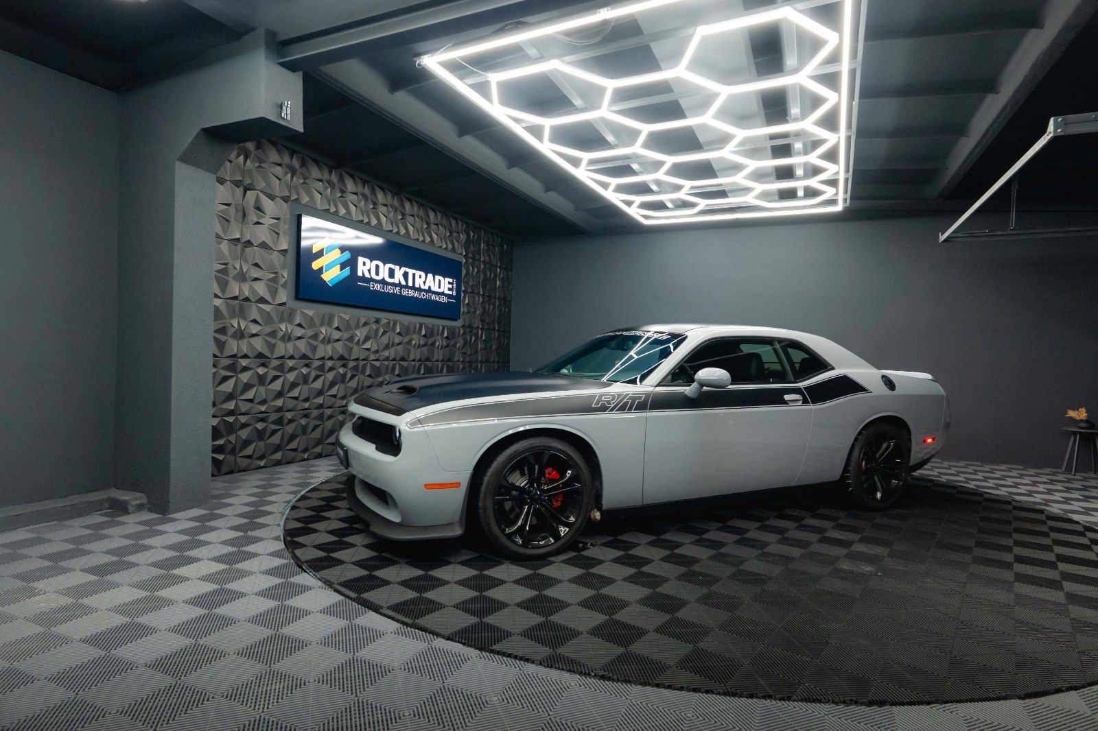 Fahrzeugabbildung Dodge Challenger 5.7 V8 R/T SRT Style Performance*LED*