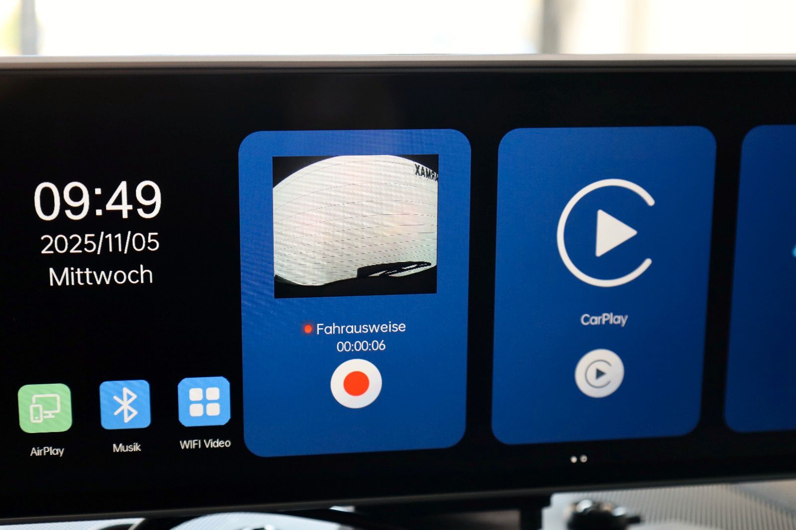 Fahrzeugabbildung Ford S-MAX Titanium S T.Leder,Navi,Xenon,Panorama,SH