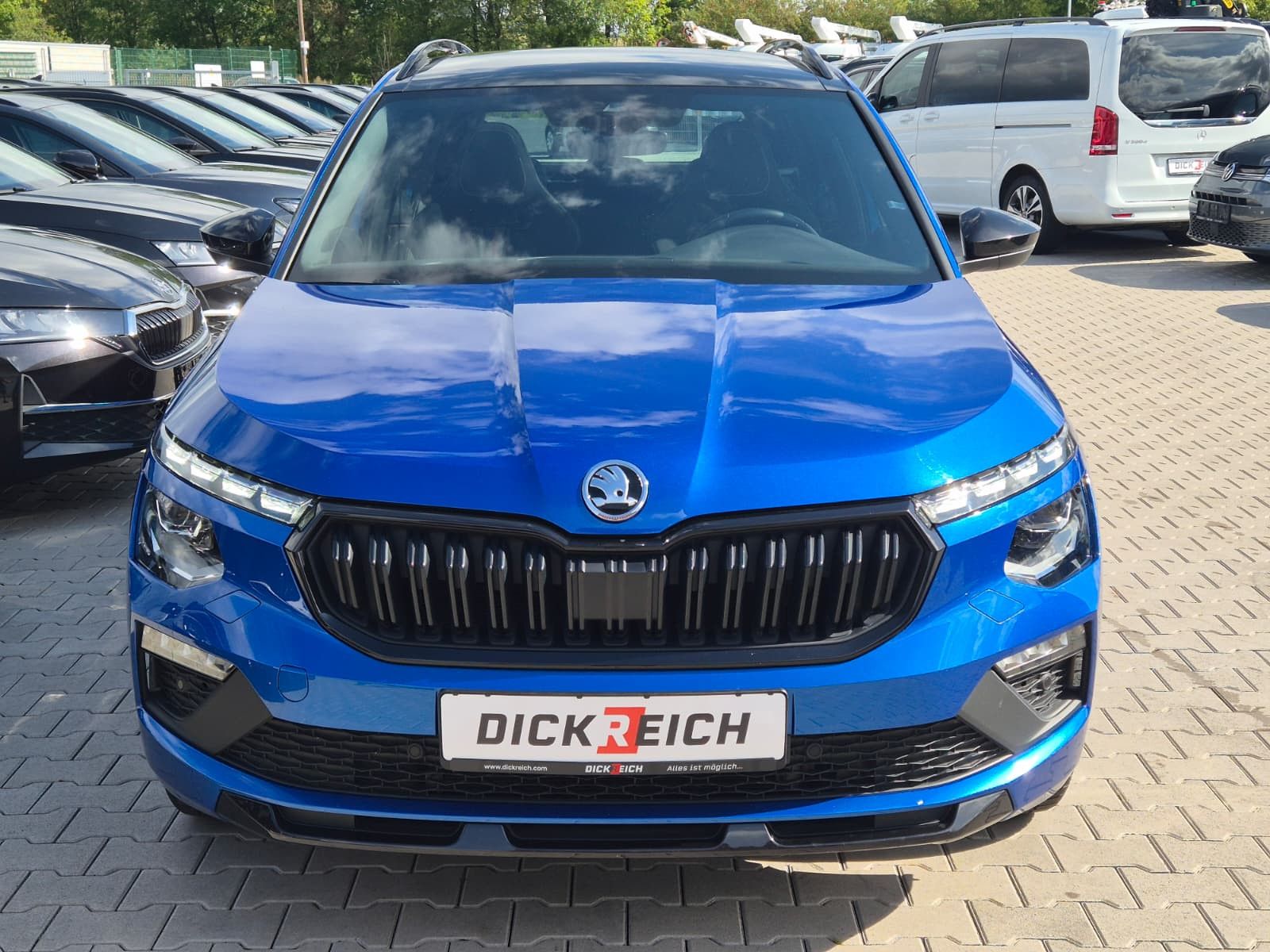 Fahrzeugabbildung SKODA Kamiq 1.5 TSI DSG Monte Carlo PANO*MATRIX*5J.GAR