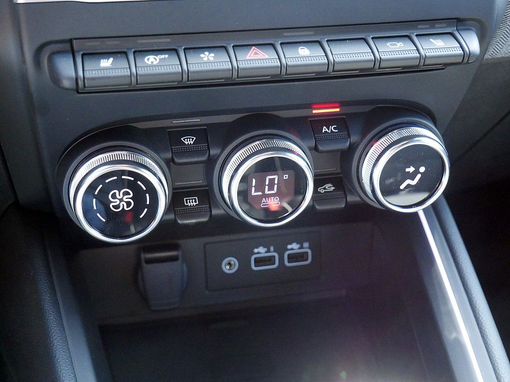 Fahrzeugabbildung Renault Clio Techno TCe 90