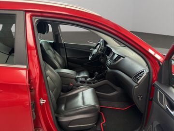 Hyundai TUCSON - 12