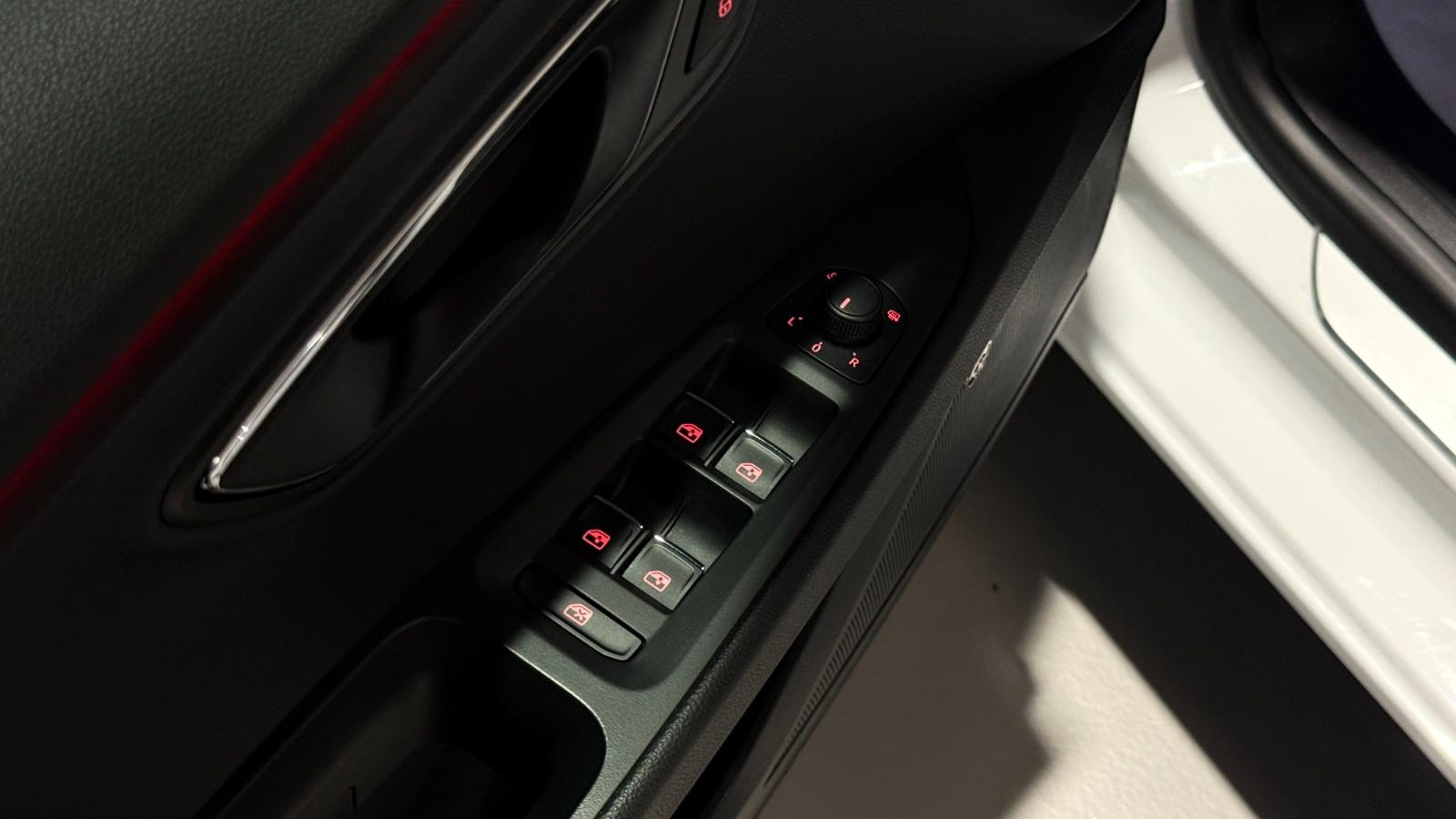 Seat Leon ST FR *LED*LEDER*PANO*