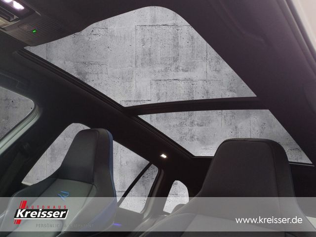 Golf Variant 2.0 TSI R 4M/HUD/PANO/IQ.LIGHT Navi