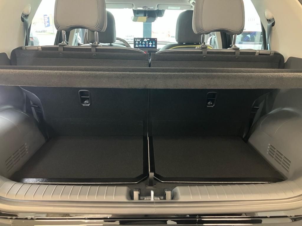 Fahrzeugabbildung Hyundai INSTER Cross EV 49 kWh KlimaA Navi KAM PDC SHZ