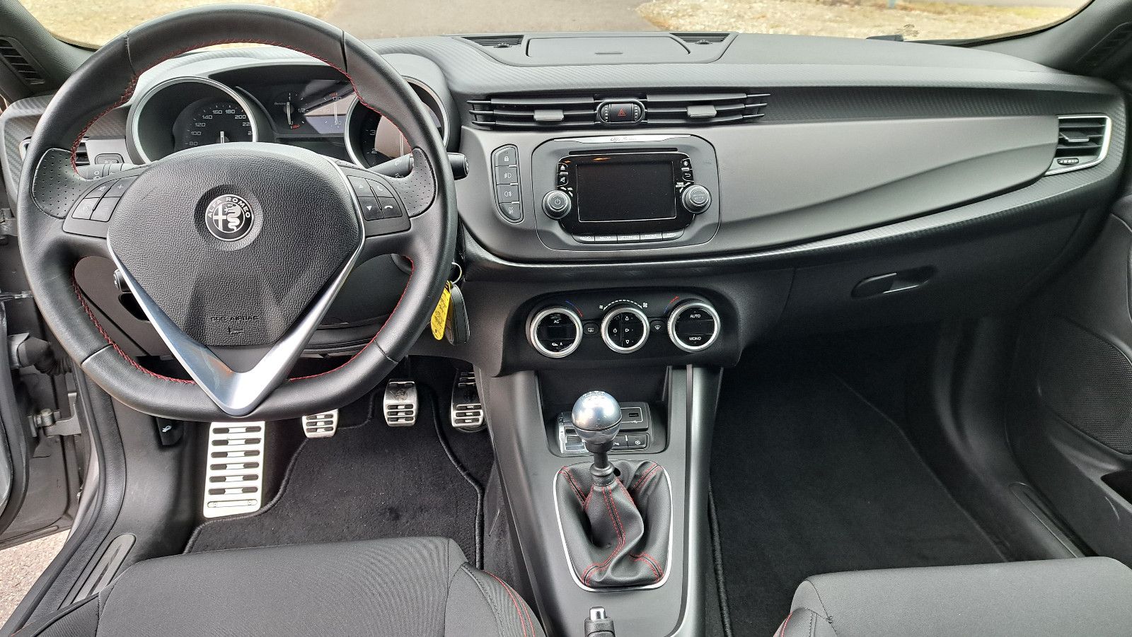 Fahrzeugabbildung Alfa Romeo Giulietta Super