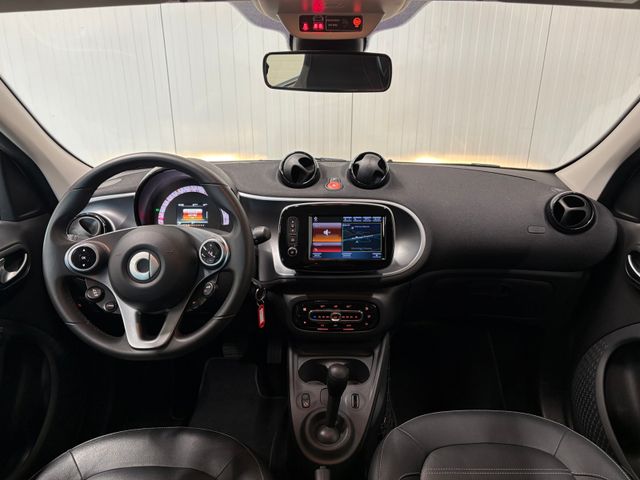 forfour prime 1.0 DCT DAB+ RFK TEMPOMAT