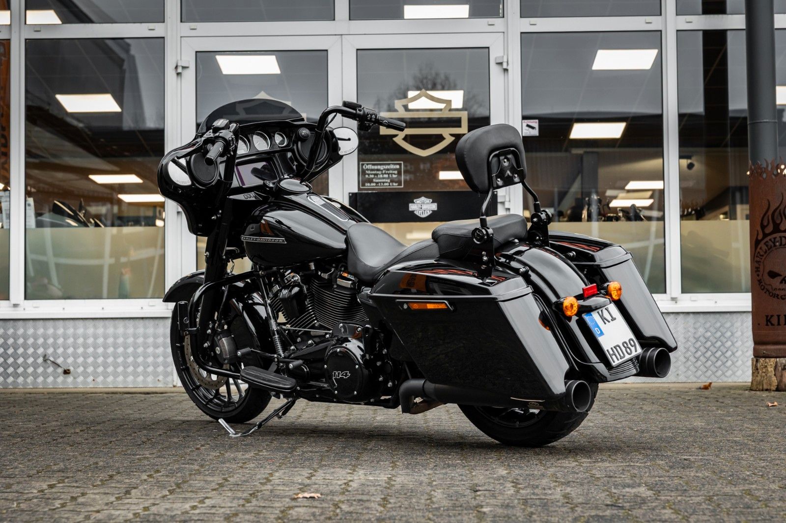 Fahrzeugabbildung Harley-Davidson FLHXS Street Glide 114 cui - Jekill & Hyde -