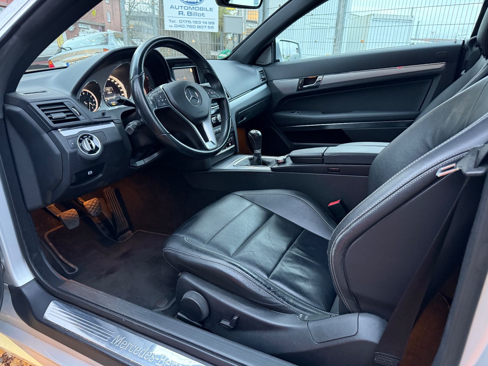 Fahrzeugabbildung Mercedes-Benz E 220 CDI Cabrio AIRSCARF*BIXENON*HARMANKARDON