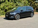 Volkswagen Touran Highline 2.0 TDI+2.HAND+ALCANTARA+LED+ - VW Touran Gebrauchtwagen in Dresden