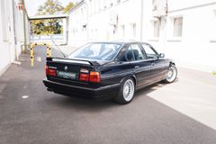 Fahrzeugabbildung ALPINA B10 Biturbo *Sonderlack / Büffel / Recaro*