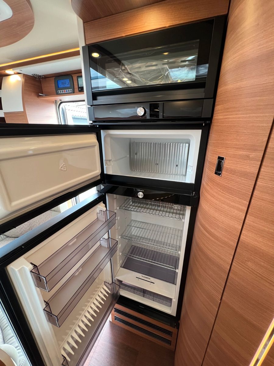 Fahrzeugabbildung Carthago chic c-line T 4.9 LE Mercedes Benz Sprinter 25