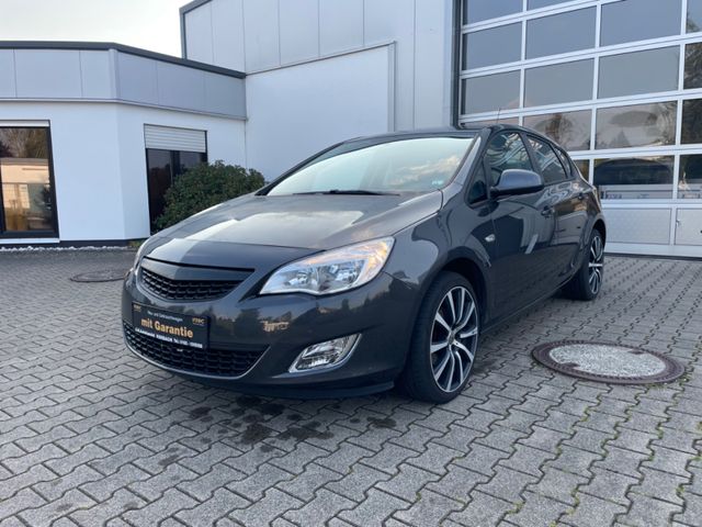 Opel Astra J Lim. 5-trg. Design Edition