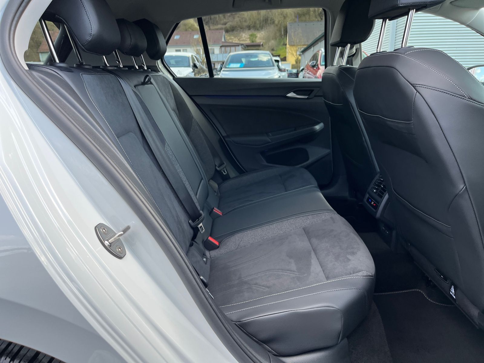 Volkswagen Golf - Bild 16