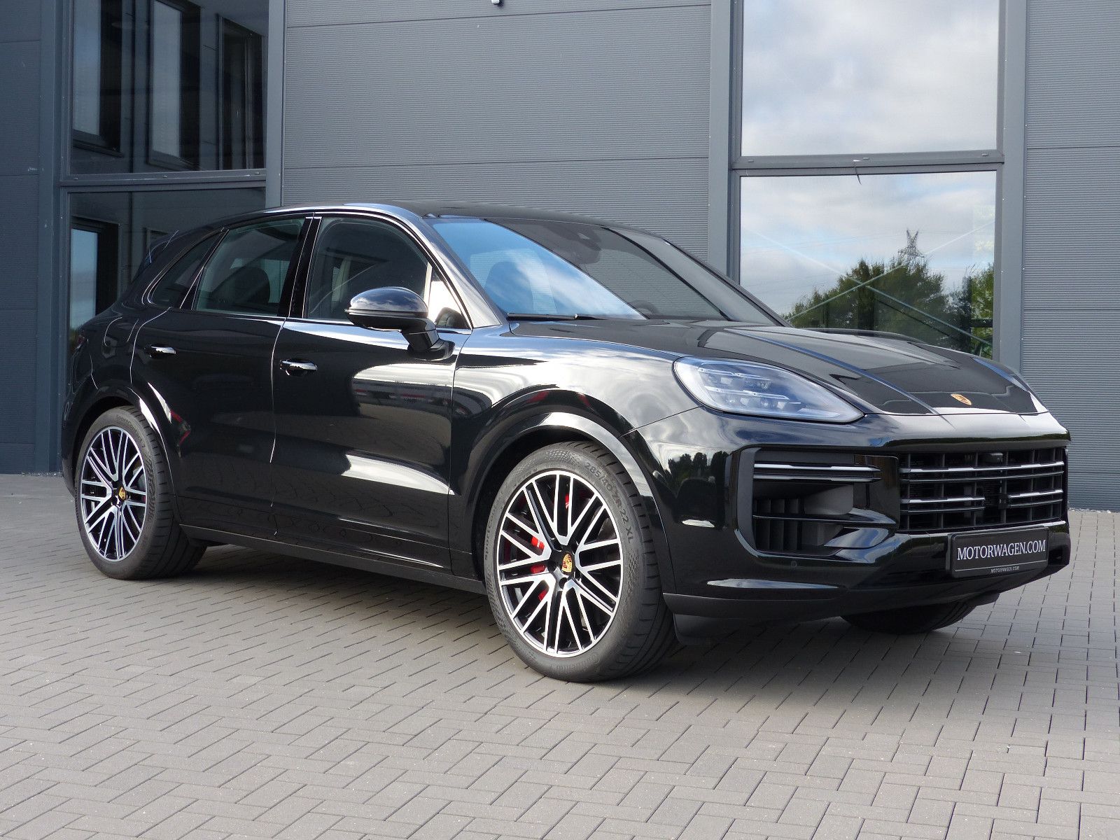 Fahrzeugabbildung Porsche Cayenne Turbo E-Hybrid