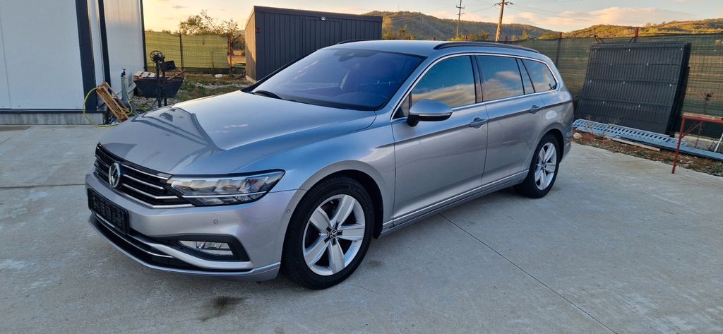 Image of Volkswagen Passat