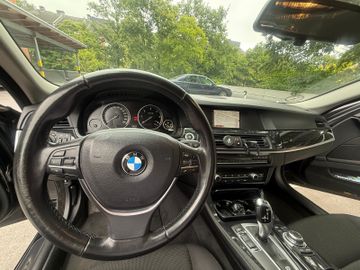 BMW 520 - 12