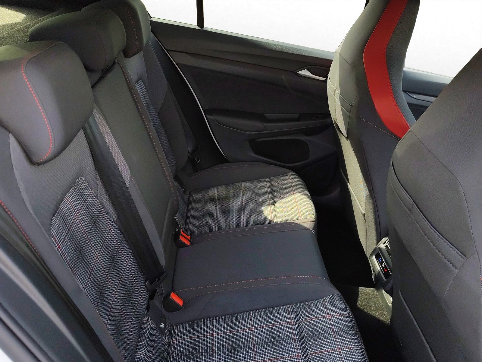 Volkswagen Golf - Bild 19