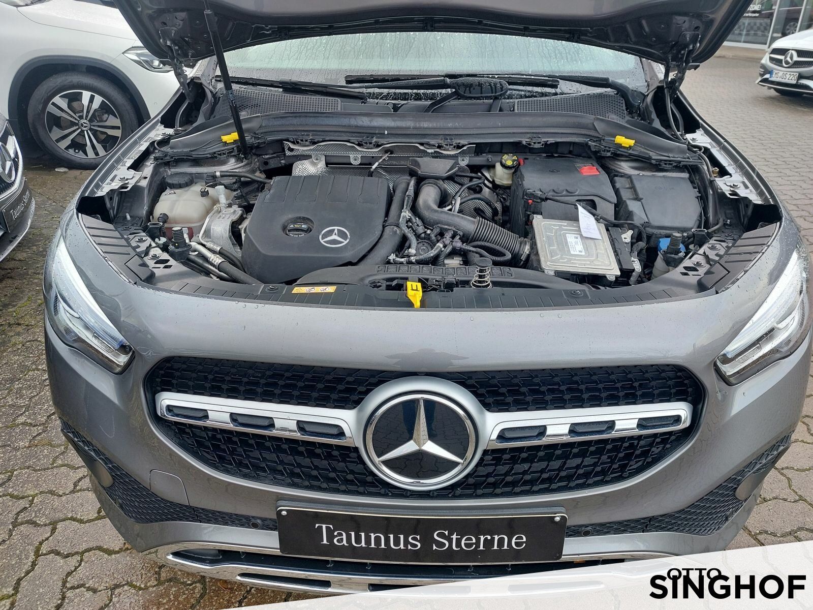 Fahrzeugabbildung Mercedes-Benz GLA 180 Progressive AHK+LED+Rü Kam+MBUX+Ambiente