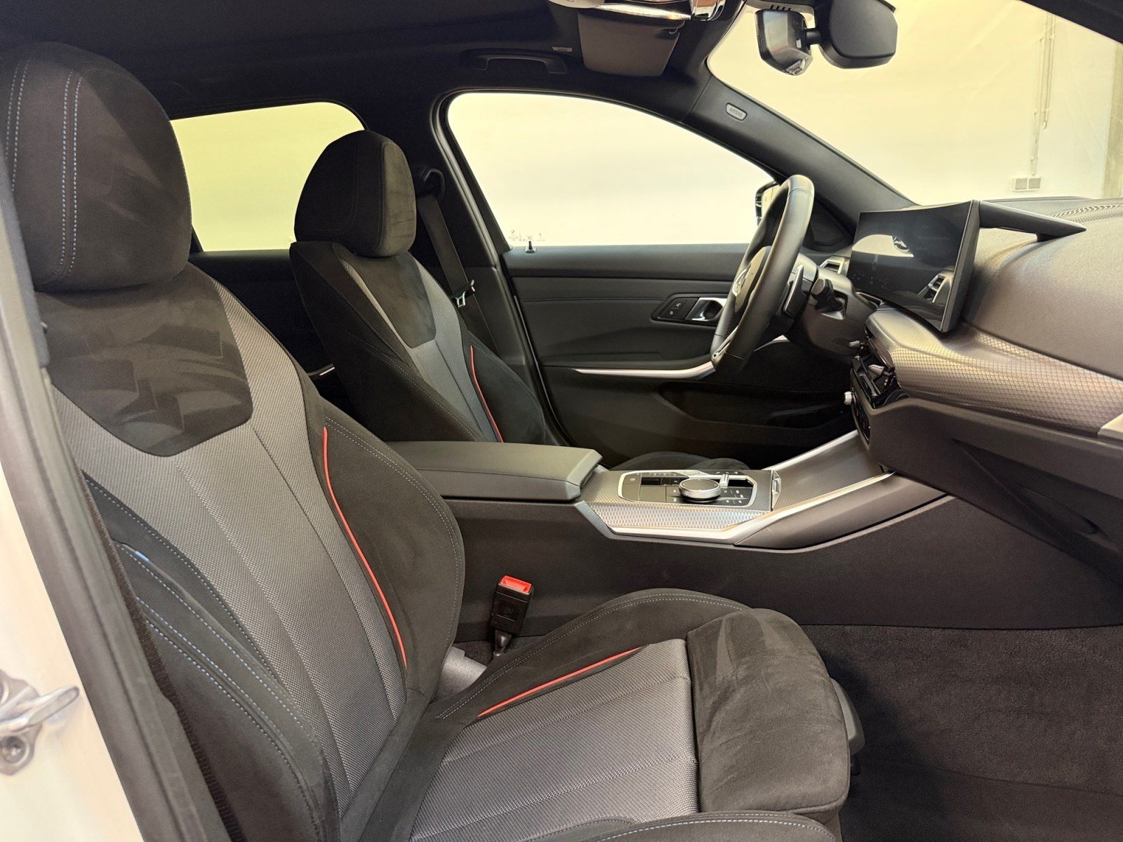 BMW 330 - Bild 11