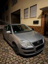 Volkswagen Vw Polo 9n3 1.9TDI Tüv 11/26 - Volkswagen Polo Kleinwagen 9n3 mit Diesel-Antrieb