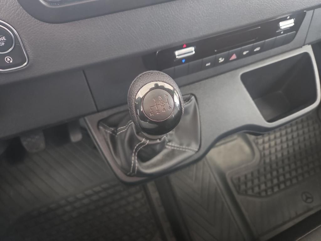 Fahrzeugabbildung Mercedes-Benz Sprinter 317 Kasten L2H2 360° SHZ Nav 3,5t AHK