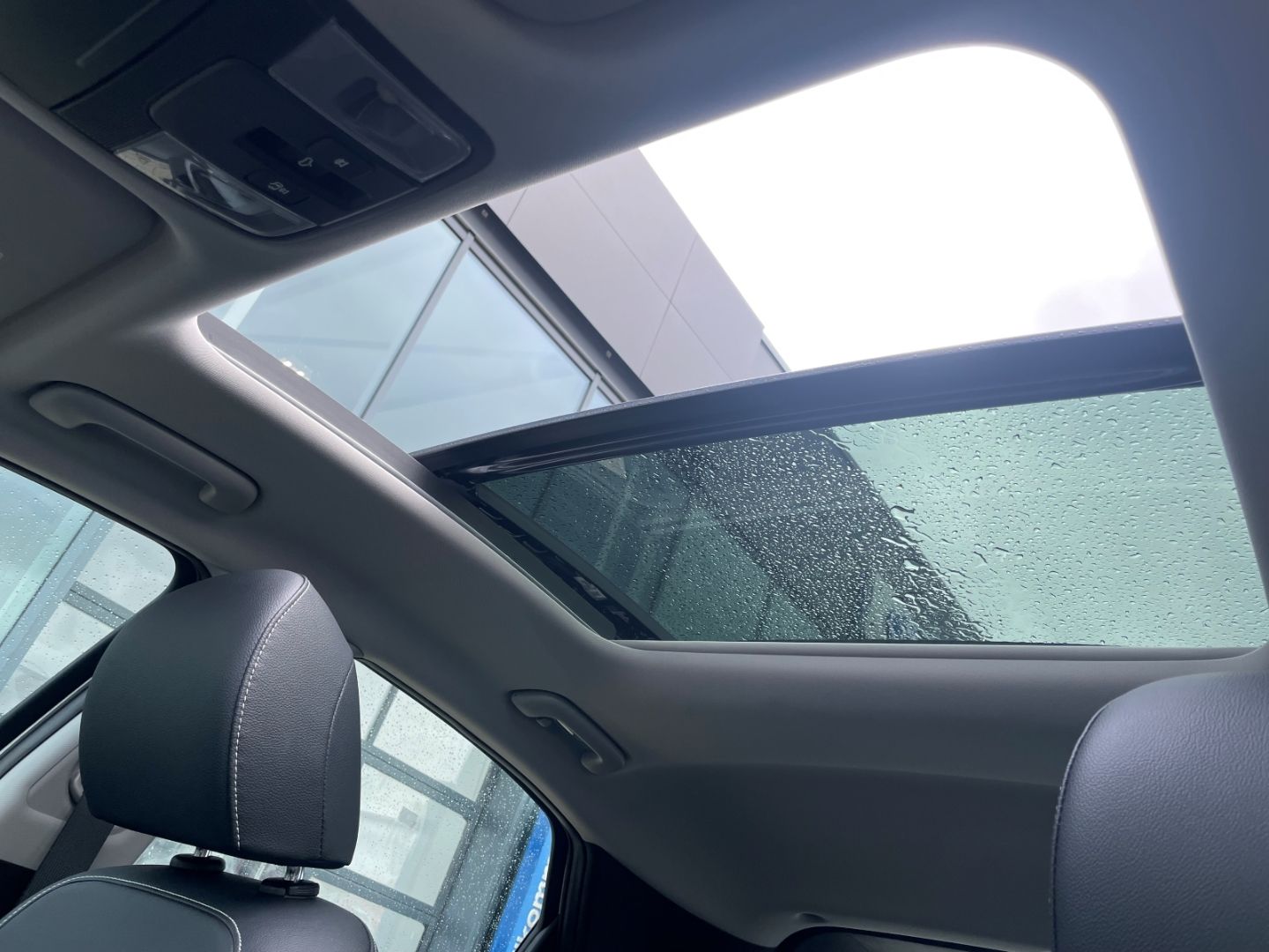Fahrzeugabbildung Kia XCeed Spirit Schiebedach totWinkAss LED Kamera