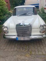 Mercedes-Benz Mercedes Heckflosse W110 H Kennzeichen und... - Mercedes-Benz: W110 Heckflosse