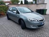 Opel Astra J 1.4 Benzin Turbo - Opel Astra aus 2010: Turbo
