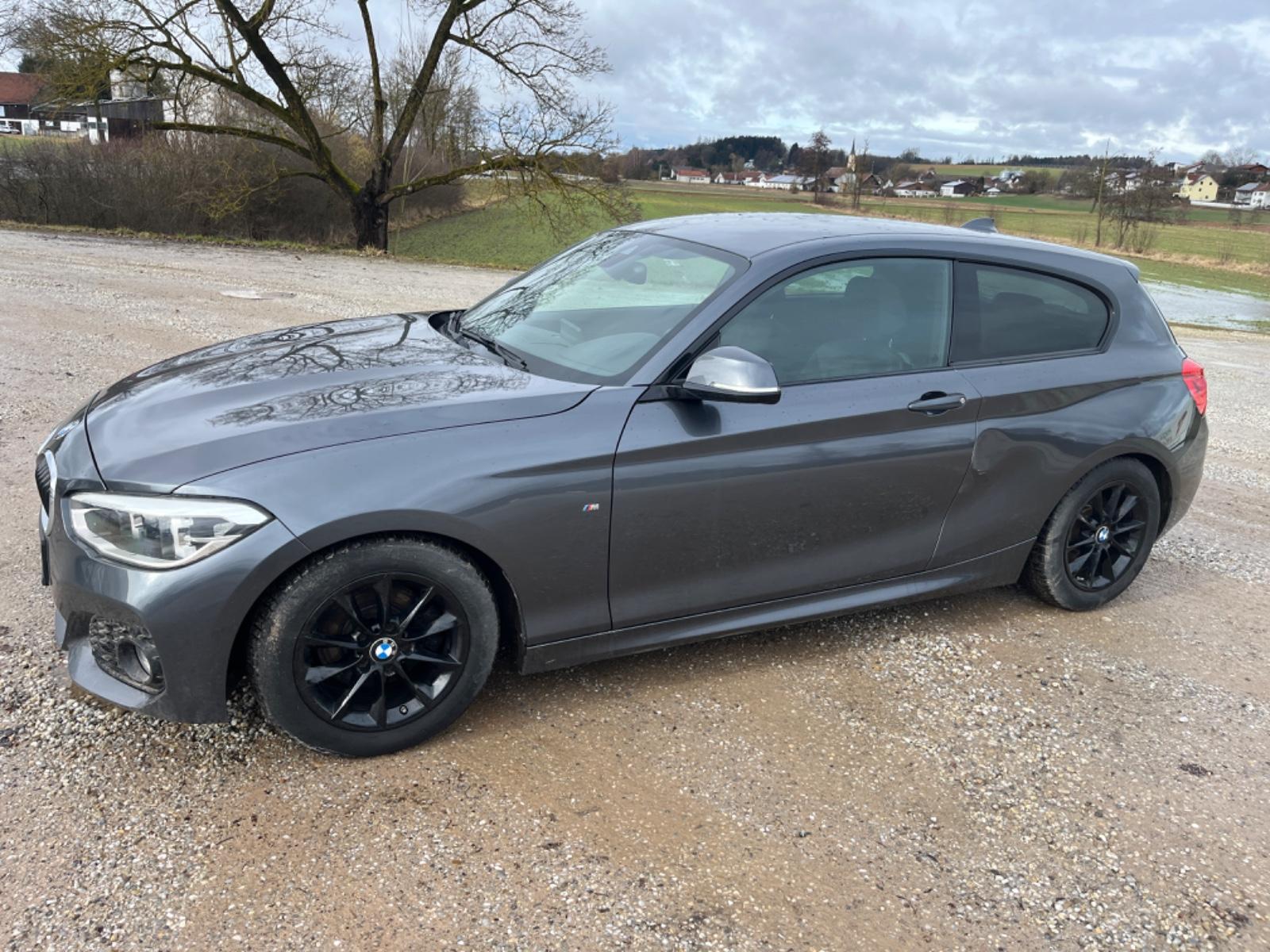 BMW 120 1 Limousine 3-trg. 120 d xDrive M Sport