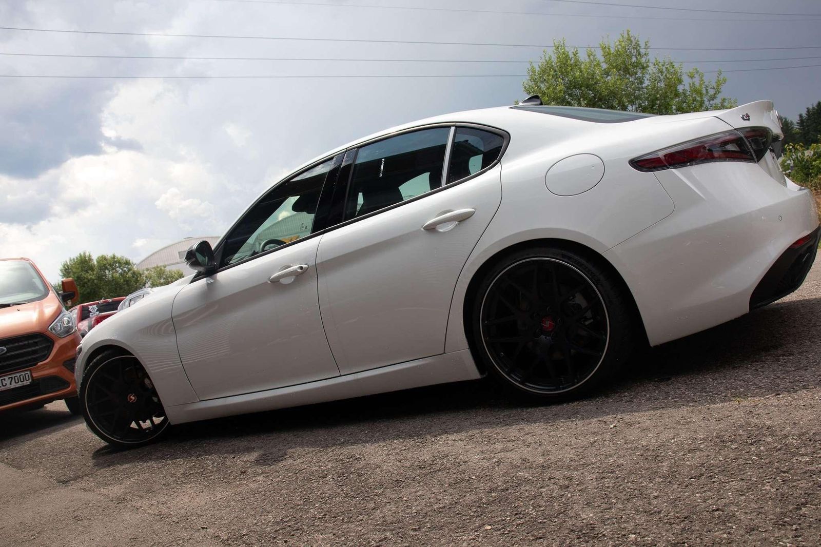 Fahrzeugabbildung Alfa Romeo Giulia MY24 Veloce 2.0T vom AR Vertragshändler