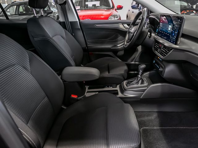 Ford Focus 1.0 Titanium Intelligent Drive Assist LED