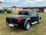 Mitsubishi L200 Intense Doppelkabine 4WD - : Schaltgetriebe