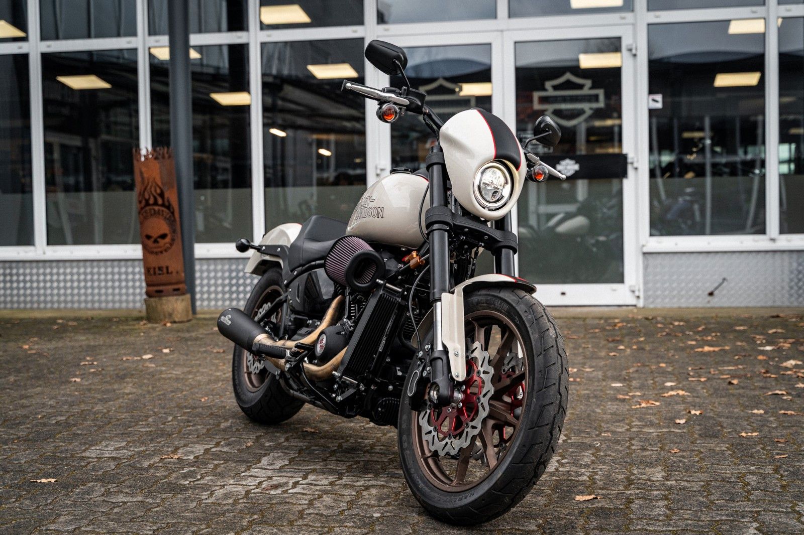 Fahrzeugabbildung Harley-Davidson TORXSTER FXLRS LOW RIDER S 148 CUI - JEKILL&HYDE