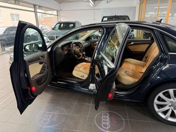 Audi A4 - 8