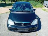 Mercedes-Benz Mercedes A190 - gebrauchte Mercedes-Benz A 190 aus dem Jahr 2001