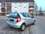 Mercedes-Benz A 160 A A 160 - Mercedes-Benz A 160 mit Benzin-Antrieb: Automatik