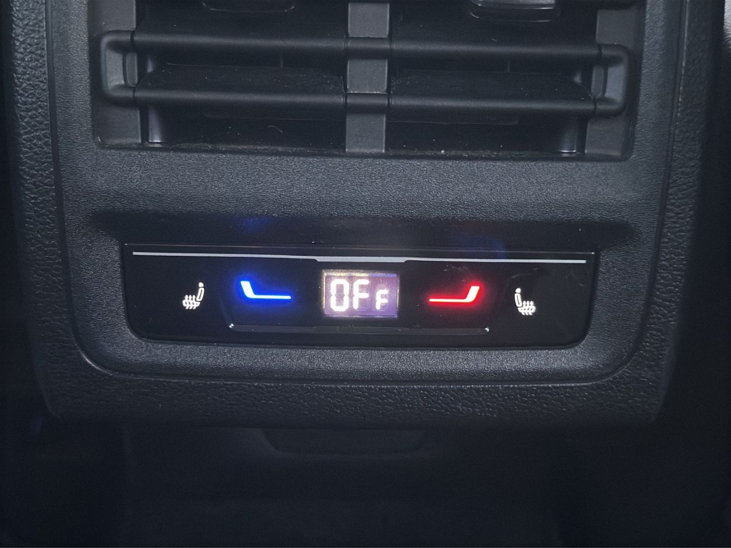 Golf VIII eTSI Life 1.0TSI 81kW DSG LED GJR PDC 