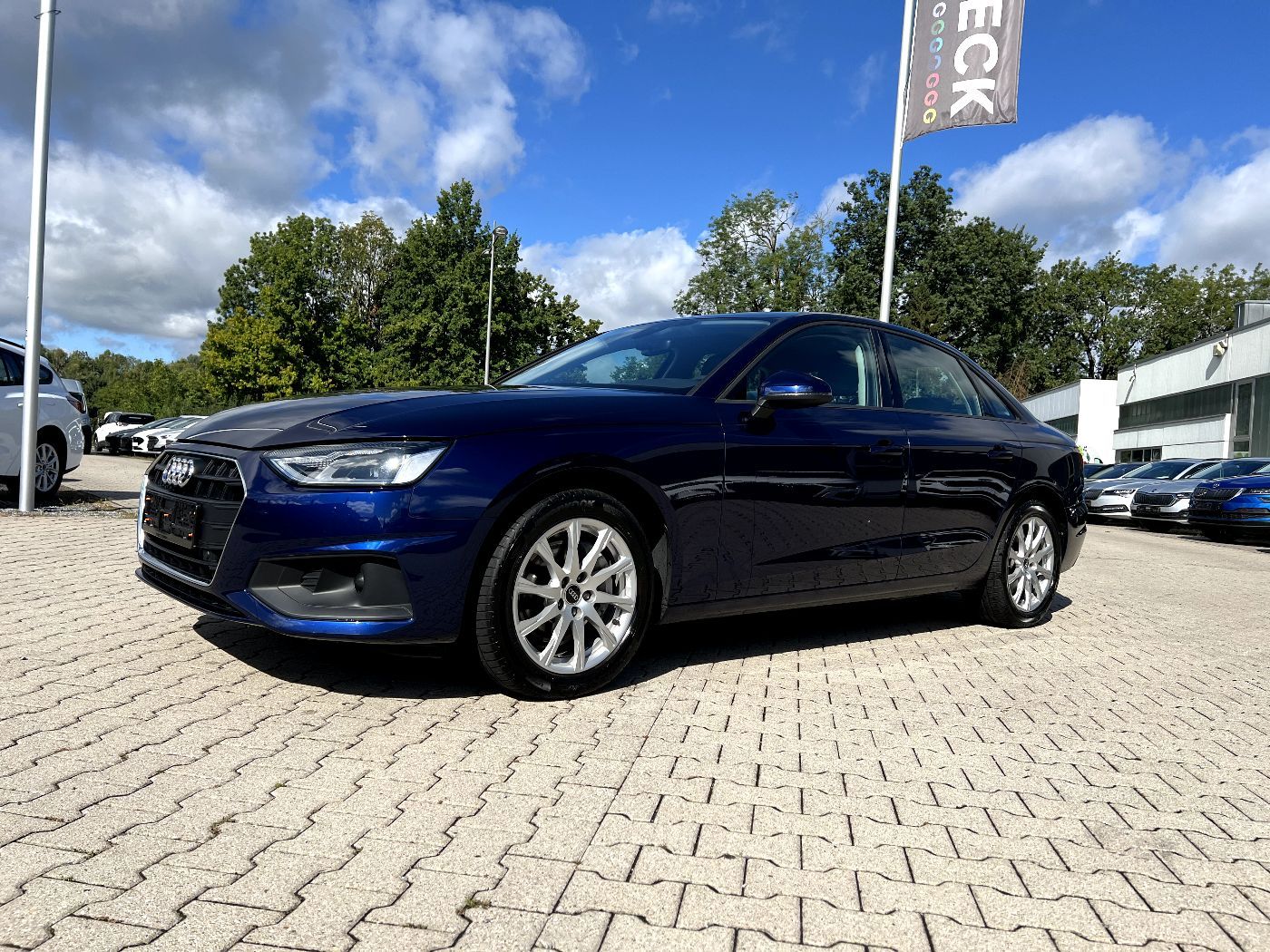 Audi A4 40 TDI S-tronic *LED Navi Standh. AHK DAB Alu
