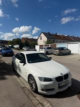 BMW 320i Coupé - - BMW 320 aus 2008: Coupe, 320i