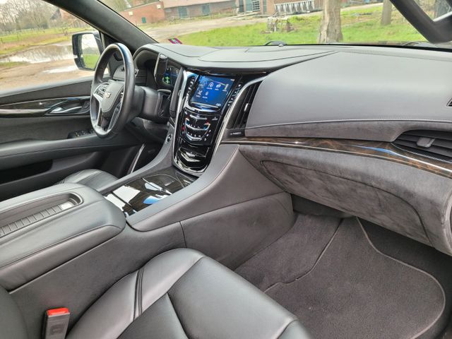 Fahrzeugabbildung Cadillac Escalade 6.2 V8 Platinum ESV/Deutsch/Bestzust.