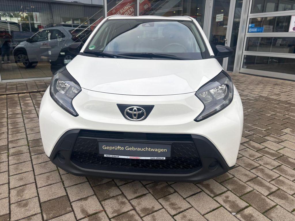 Toyota Aygo x-play