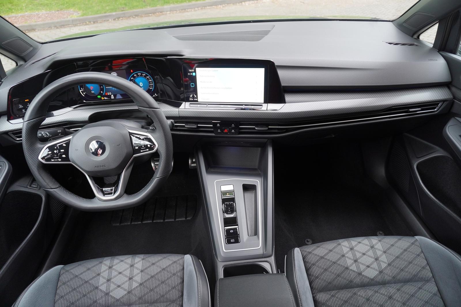 Volkswagen Golf VIII Variant R-Line eTSI DSG Panorama, миниатюра 12