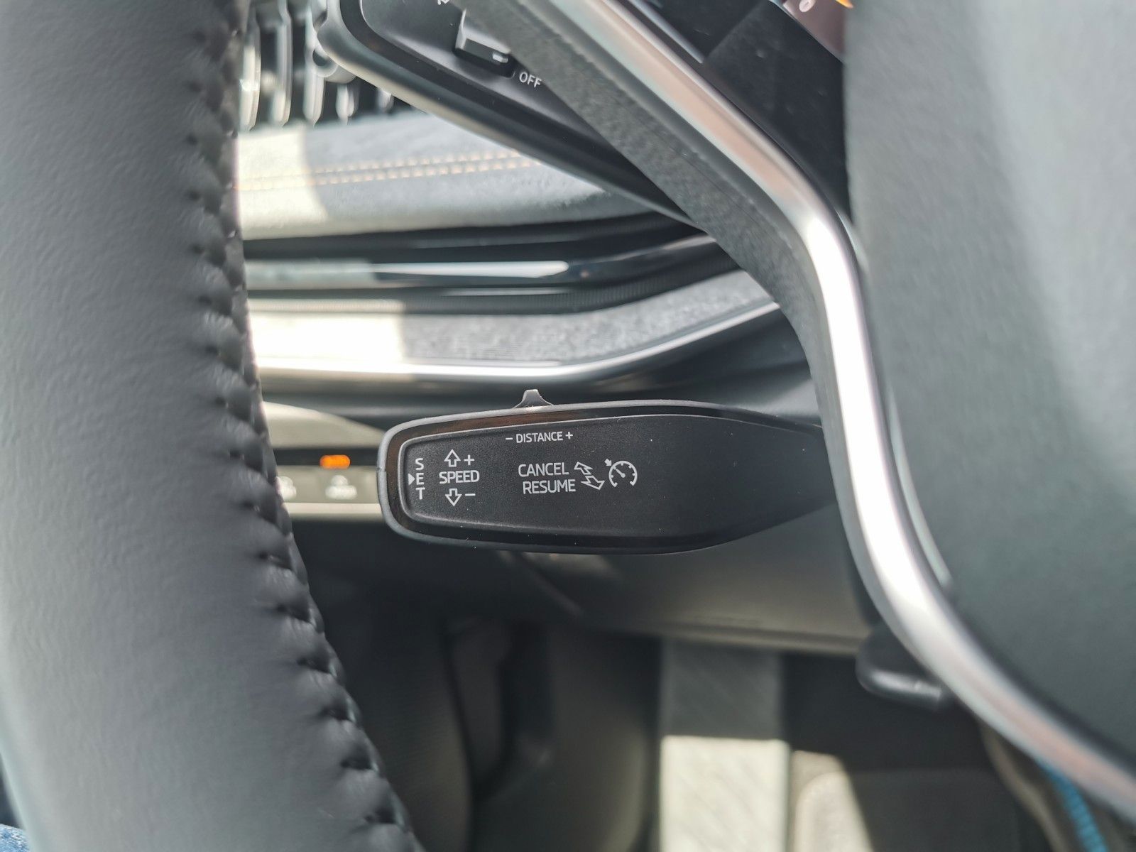 Fahrzeugabbildung SKODA Superb Combi Selection Klima Kamera