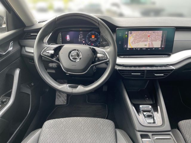 Octavia Combi Ambition 2.0 TDI DSG AHK,Navi,PDC,