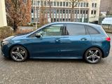 Mercedes-Benz MERCEDES-BENZ B 220 4MATIC, AMG Line - : Van, Mercedes