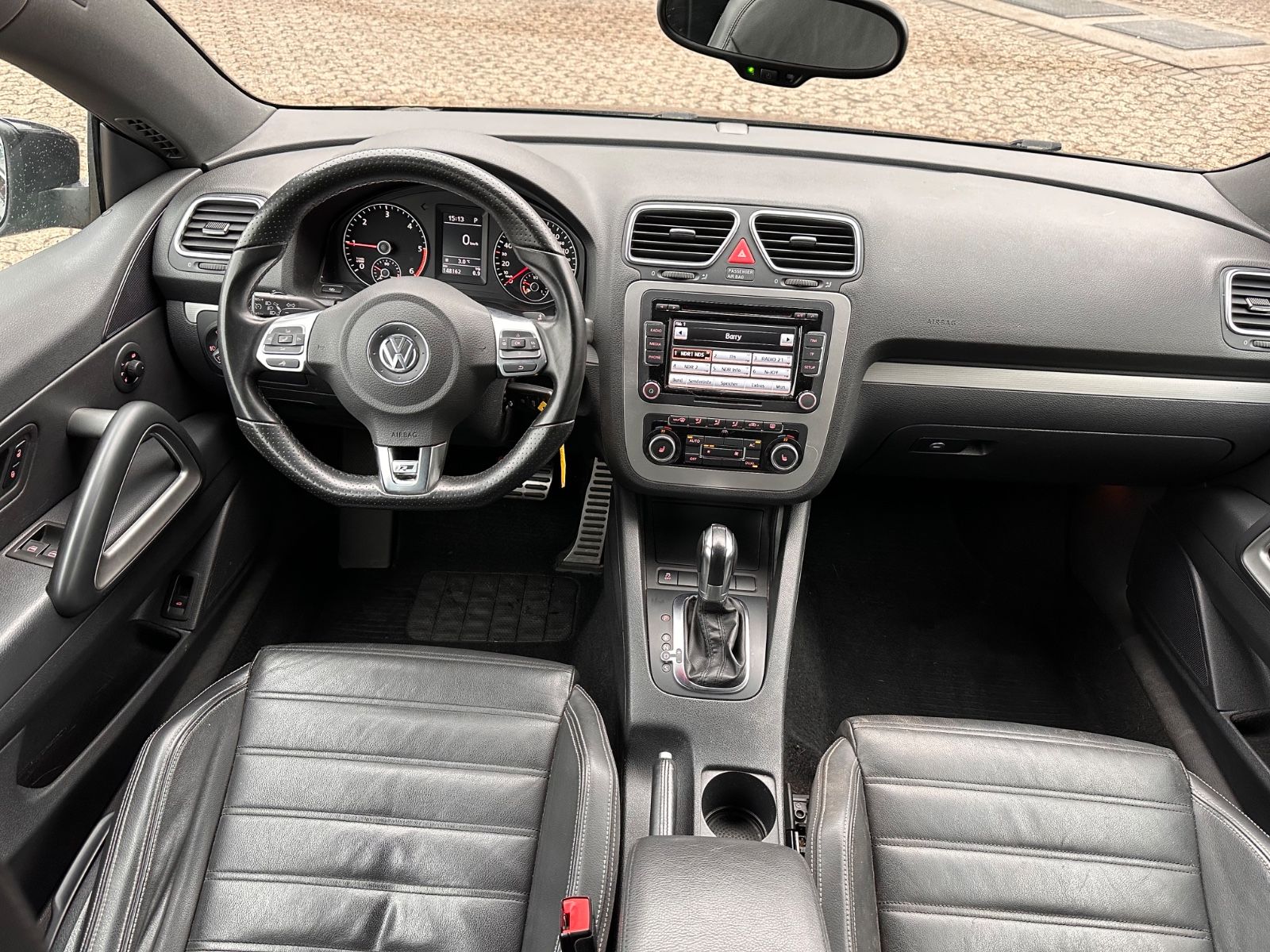 Fahrzeugabbildung Volkswagen Scirocco 2.0 TDI R-Line DSG BiXenon/Leder/GRA/SH