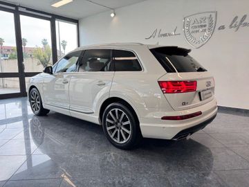 Audi Q7 - 6