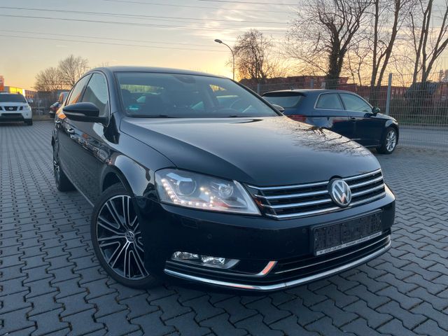 Volkswagen Passat Lim. Exclusive BlueTDI Vollausstattung