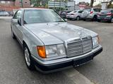 Mercedes-Benz Mercedes Benz 300"Klima"Schiebedach"Karo"Aut." - Mercedes-Benz 300 in Bochum