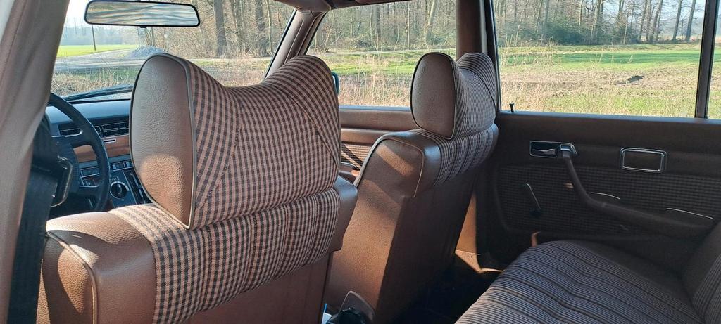Mercedes-Benz 280
